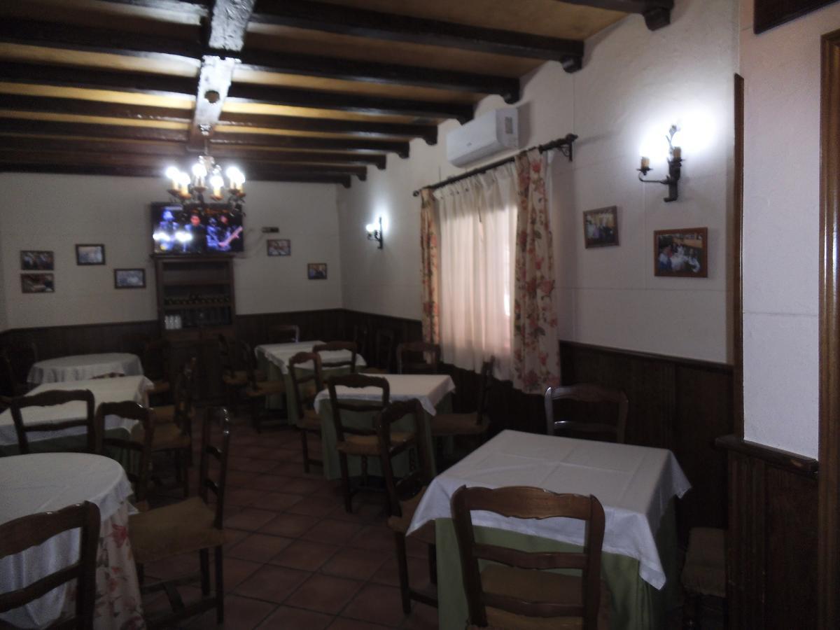 Hostal Los Galgos Yepes Exterior foto
